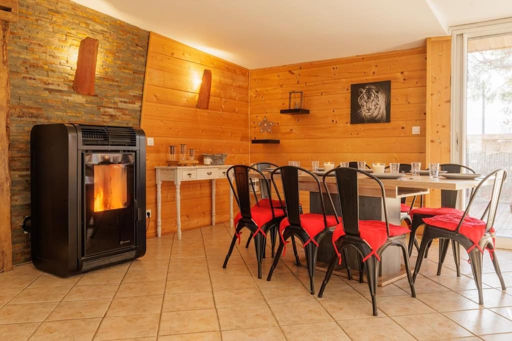 Le Garage Villa Lorp-Sentaraille Luaran gambar